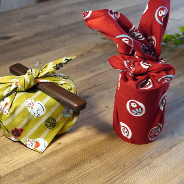 Seiran-Furoshiki-Daruma-Doll-Pattern-Cotton-Wrapping-Cloth-48x48cm-4-2026-02-16T07:15:03.384Z.jpg