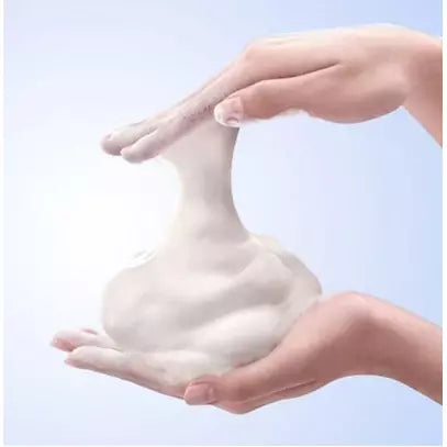 Senka-Speedy-Perfect-Whip-Moist-Touch-Cleanser-130ml-2-2025-08-21T23:05:33.855Z.webp