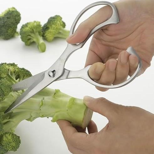 Shimomura-All-Stainless-Steel-Kitchen-Scissors-Detachable-Dishwasher-Safe-2-2025-09-29T07:53:27.052Z.jpg