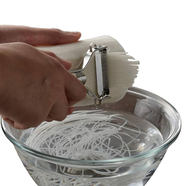 Shimomura-Pro-Grade-Garnish-Peeler-Julienne-Vegetable-Peeler-3-2025-05-26T01:10:20.428Z.jpg
