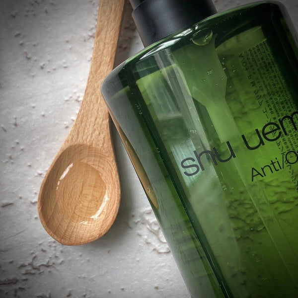 Shu-Uemura-Anti-Oxi+-Pollutant-and-Dullness-Clarifying-Cleansing-Oil-450ml-4-2025-04-01T23:20:04.999Z.jpg