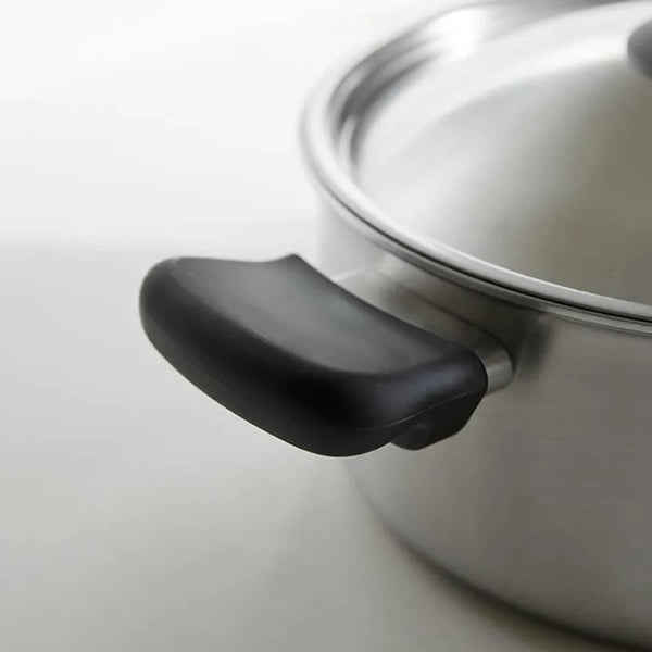 Sori-Yanagi-Two-Handled-Matte-Finish-Stainless-Pot-With-Lid-3-8L-5-2025-07-16T09:04:20.733Z.jpg