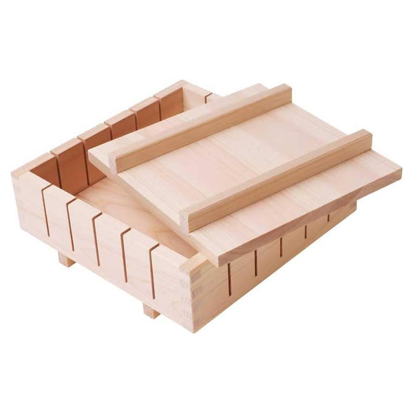 Square-Oshizushi-Press-Hinoki-Wood-Pressed-Sushi-Mold-22cm-1-2025-06-16T09:34:09.526Z.jpg