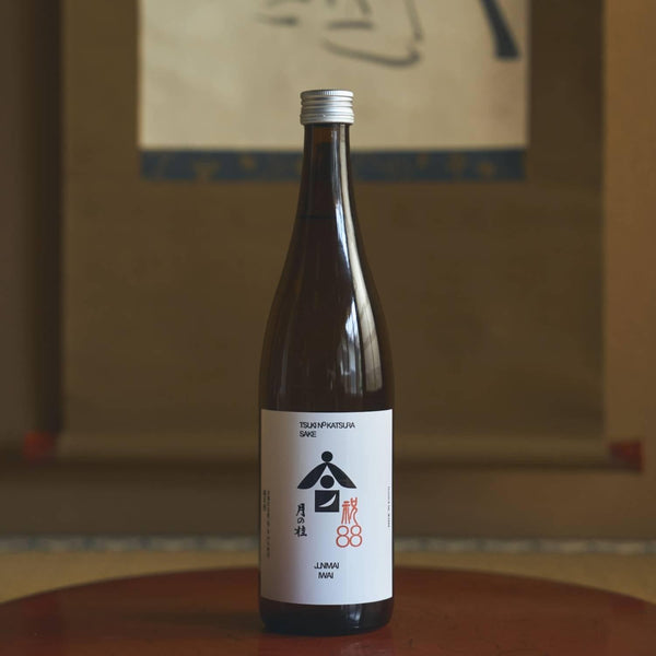 Tsuki-no-Katsura-Iwai-Rice-Junmai-Bio-Sake-Full-Bodied-Rice-Wine-720ml-2-2026-02-16T03:27:24.523Z.jpg