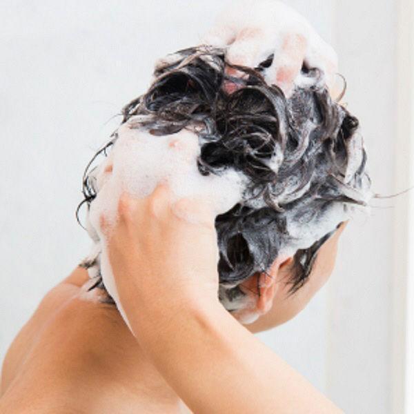 ULOS-Medicated-Scalp-Shampoo-300ml-2-2025-08-26T00:16:37.941Z.jpg