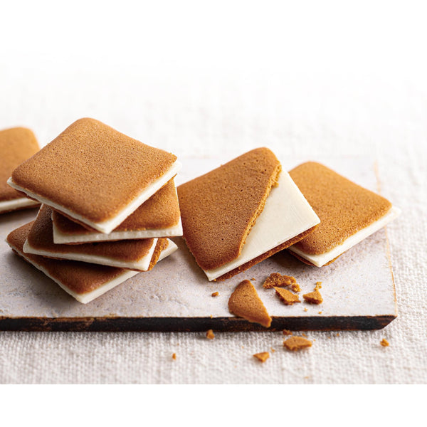 Ujien-Langue-de-Chat-White-Chocolate-Chestnut-Sandwich-Cookies-12-ct---3-2025-04-01T00:29:05.971Z.jpg