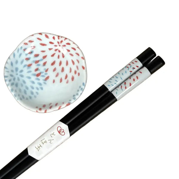 Wakasa-Laquered-Chopsticks-With-Mino-Ware-Small-Dish-Fireworks-23ct-4-2025-11-25T05:20:11.467Z.webp