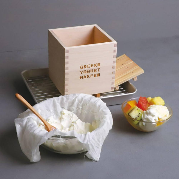 Yamaco-Hinoki-Wood-Strainer-Greek-Yogurt-Maker-and-Strainer-Set-1-5L-2-2025-06-16T09:34:09.565Z.jpg