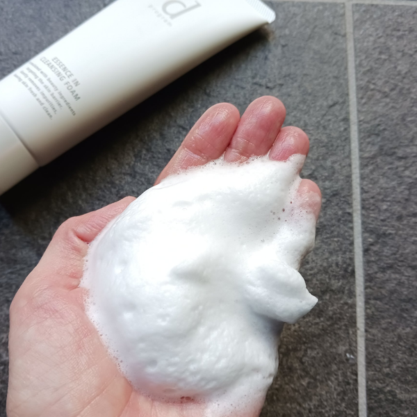 d-Program-Essence-In-Cleansing-Foam-120g-2-2025-12-17T07:46:58.964Z.png