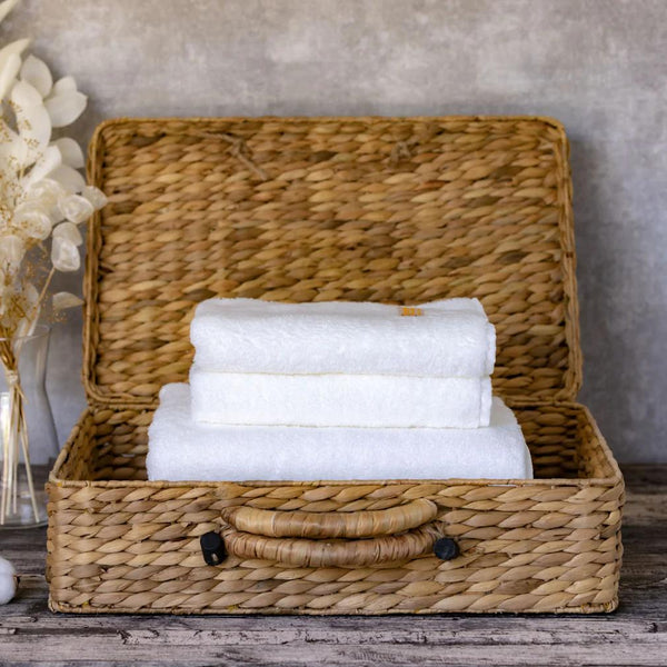 patant-Sea-Island-Cotton-Luxurious-Imabari-Bath-Towel--67-x-140-cm-4-2025-03-28T02:24:44.868Z.jpg
