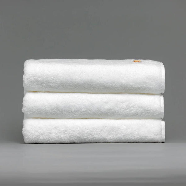 patant-Sea-Island-Cotton-Luxurious-Imabari-Bath-Towel--67-x-140-cm-8-2025-03-28T02:24:44.868Z.jpg